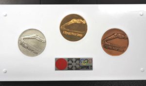 買取　金　プラチナ　盛岡　まねき堂