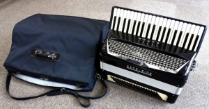 買取　楽器　アコーディオン　盛岡　まねき堂
