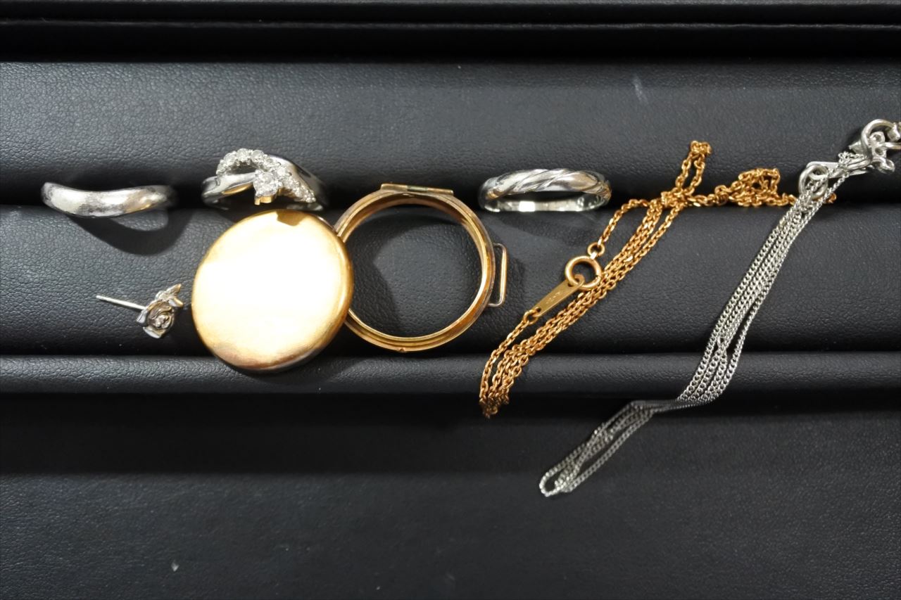 買取　貴金属　ダイヤ　金　プラチナ　盛岡　まねき堂　　　　