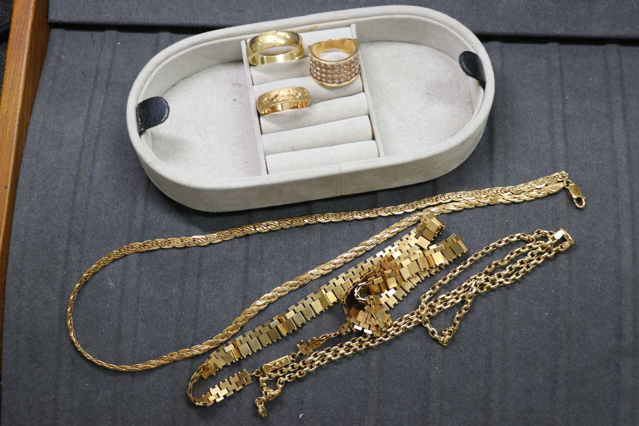 買取　金　プラチナ　銀　金貨　盛岡　まねき堂