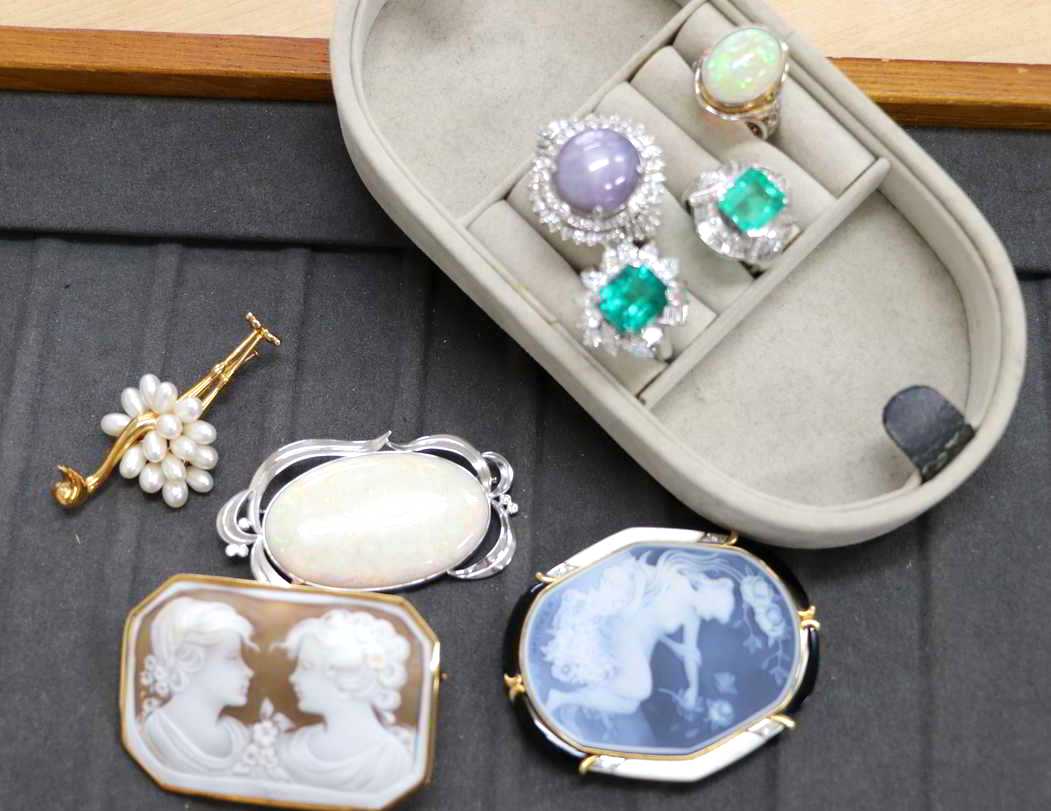 買取　金　宝石　ダイヤ　エメラルド　指輪　ネックレス　盛岡　まねき堂